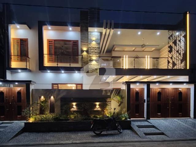 Luxurious brand new 400 sqr. Yds ground + one house for sale in block 3 saadi town karachi