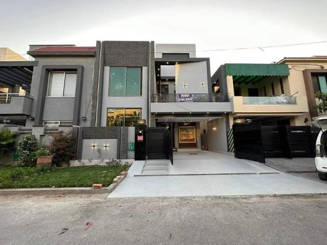Luxurious Designer 8 Marla brand new House For Sale in Bahria Town Lahore Bahria Town ID 93371