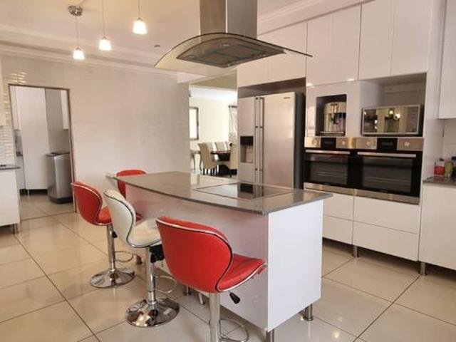 Luxurious Family Home In The Heart Of Bendor