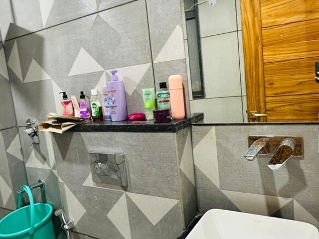 Luxurious Flat 3 Bedroom 2850 Sq. Ft. Apartment in South City 1 Gurgaon Listing ID: #10231