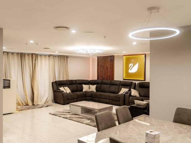 Luxurious Fully Furnished Rental Property