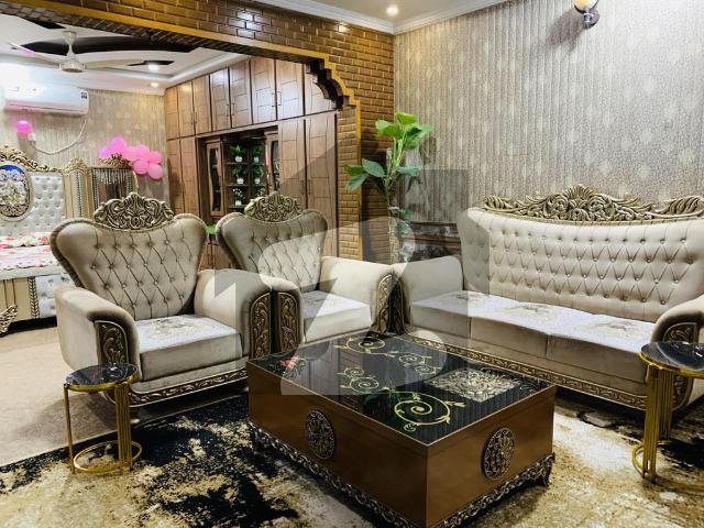Luxurious house for sale Khayaban e Tanveer
