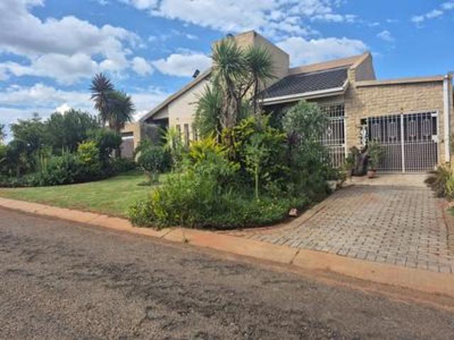 luxurious home on the market in lena.