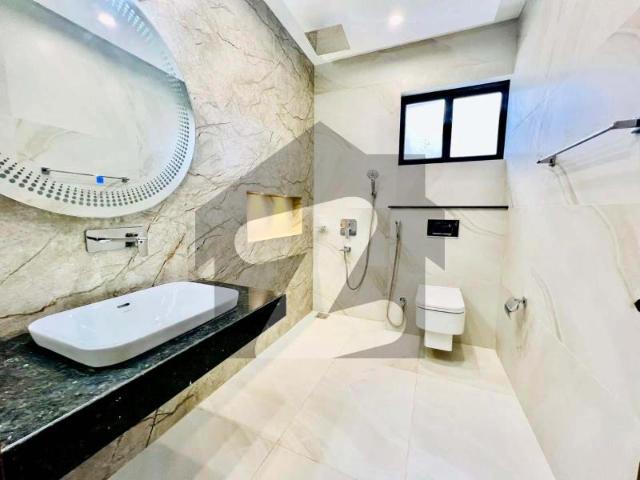 Luxurious Living Exquisite Residence Bungalow For Sale DHA Defence Phase 2