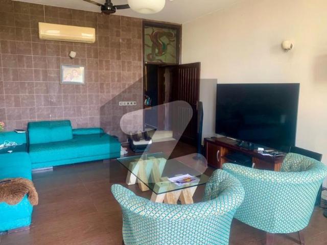 100% chance deal on plot price house on kh tariq most prime location dha phase 8 zone a