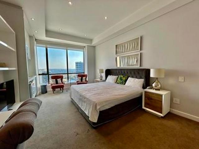 luxurious studio apartment in sandto.