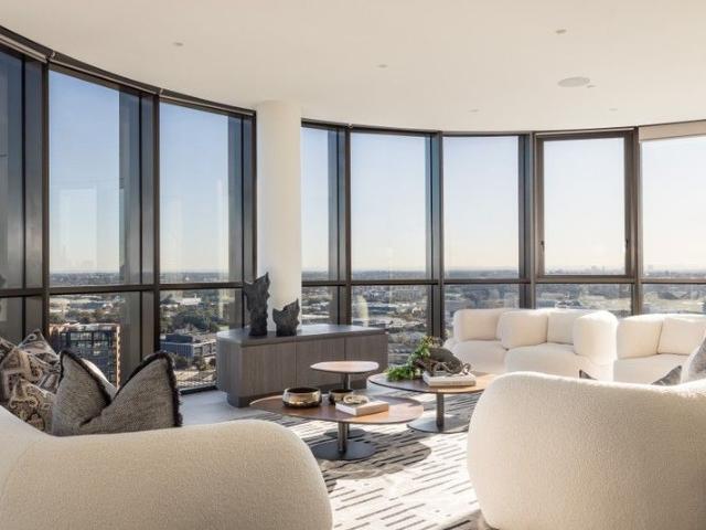 Luxurious Penthouse in The Brand New The Frederick by Mirvac With 221sqm On Title