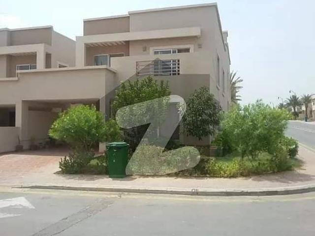 Luxurious Villa Available For Sale In Bahria Town Karachi