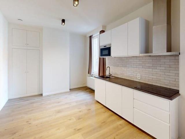 Luxuriously finished flat with beautiful terrace in Theater