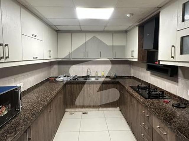 Luxuriously Furnished 3 Bed Partial Sea Facing Apartment for Rent in PT3 Emaar Crescent Bay