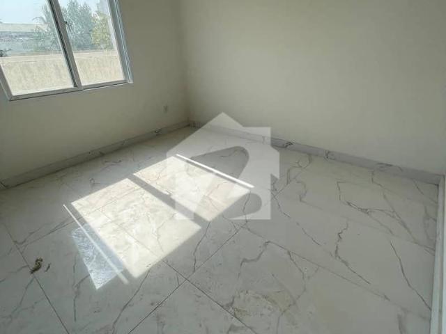 Luxury 3 Bed Dd Available For Rent On Main Shaheee E Millat Road