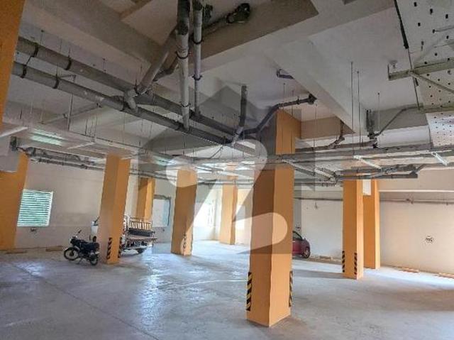 Luxury 3 bed dd for rent shaheed millat road