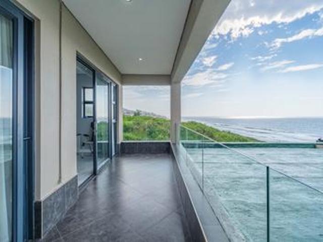 luxury 3 bedroom apartment with brea.