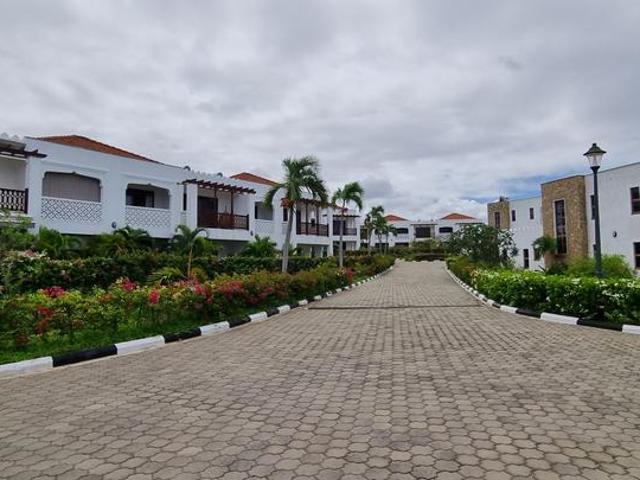 Luxury 3 Bedroom sea view apartment available for long term rental