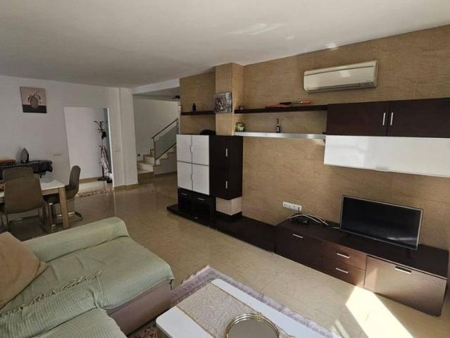 Luxury 3 room Detached House for rent in Benidorm, Valencia