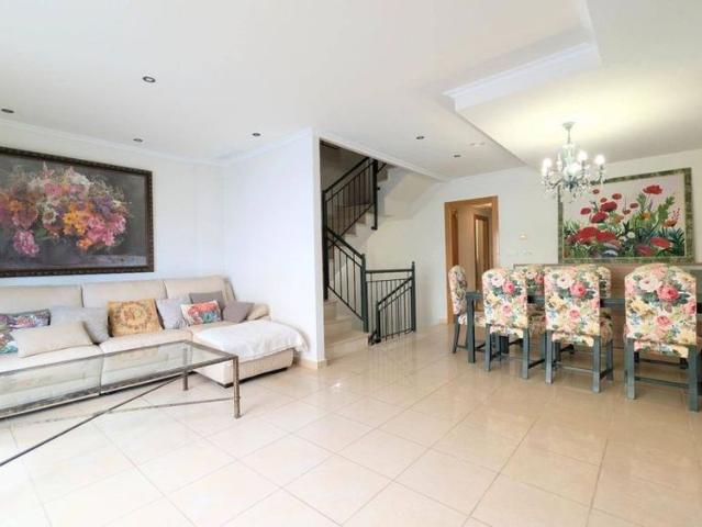 Luxury 3 room Detached House for rent in Santa Pola, Valencia