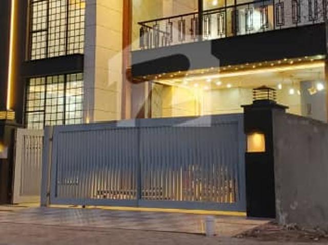 Luxury 10 Marla Brand New House For Sale In Bahria Orchard Sourthern Block Phase 1 Raiwind Lahore