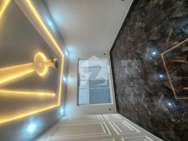 Luxury 10 Marla House