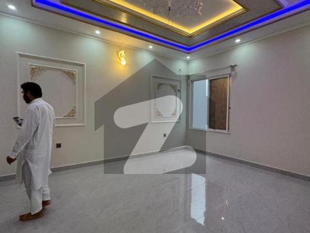 Luxury 10 Marla House for Sale in Zone 3, Regi Model Town Phase 3