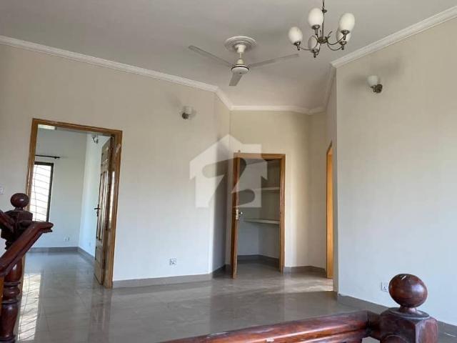 Luxury 10 Marla Used House For Sale In DHA Phase 2 |