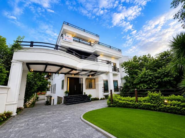 Luxury 11 Bedroom House For Sale In Elite F 6