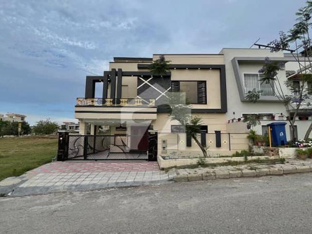 Luxury 12 Marla Brand New Designer House For Sale Bahria Town Phase 8 BLOCK G Rawalpindi