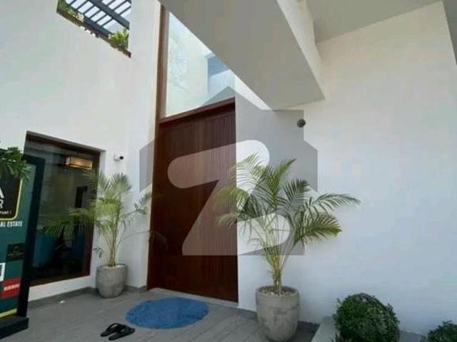 Luxury 150 sq yd independent bungalow for rent in dha phase 8, karachi dha phase 8