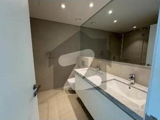 Luxury 1 Bed | Full Sea Facing | 1,200 Sq. Ft. | middle Floor | The Views Tower | Available for Rent Emaar The Views