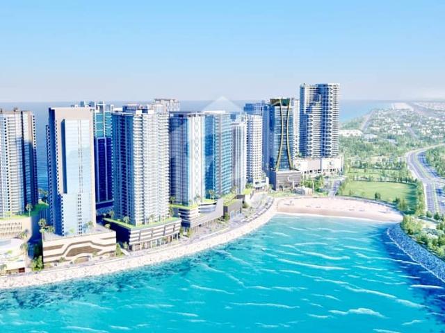 Luxury 1 Bed with Oversized Balcony & Pool | Gold Crest Tower 2, Hmr Waterfront House For Sale