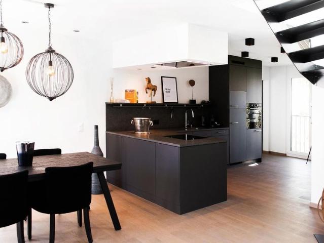 LUXURY 1 BEDROOM SERVICED APARTMENT HIGH QUALITY FURNISHED APARTMENT WITH BALCONY AND LARGE TERRACE