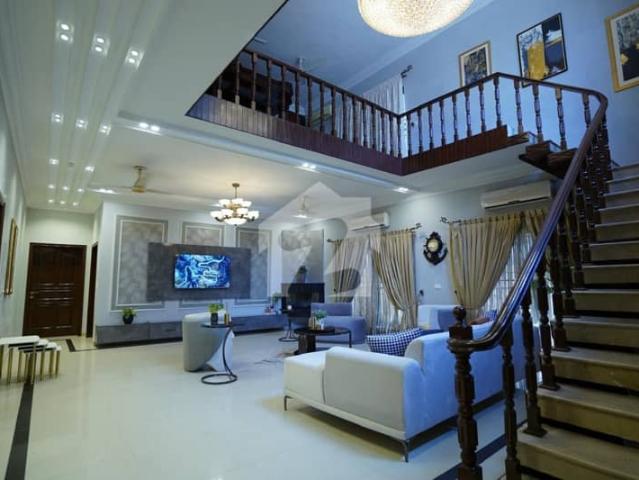 Luxury 1 Kanal Beautiful Bungalow for Rent in DHA Phase 3