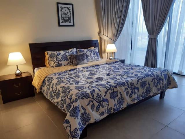 Luxury 2 Bed Apartment for Rent in Emaar Coral Tower with Creek and Sea View