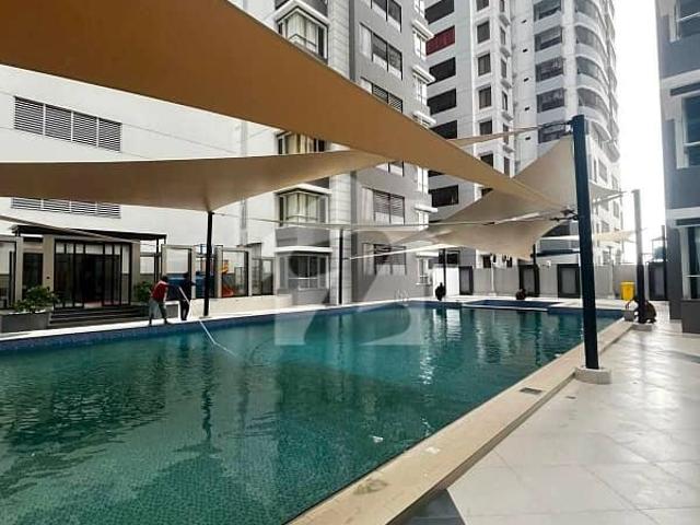Luxury 2 Bed DD Private Lift With Servant Quarter Available For Rent At The Court Twin Towers