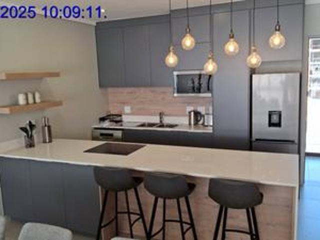 luxury 2 bedroom apartment to let in.