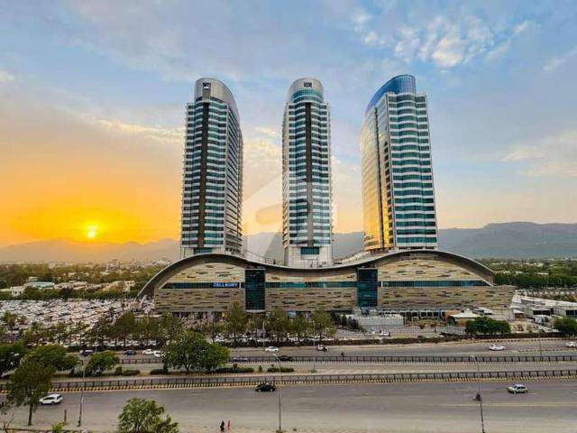 Luxury 2 Bedroom Apartment with Margalla Views