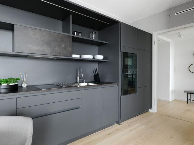 Luxury 2 bedroom apartment with stunning View Frankfurt Grand Tower 20.02, Frankfurt Amsterdam Apartments for Rent