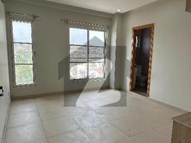 Luxury 2 Bedroom Apartment Available for Rent Bahria Enclave