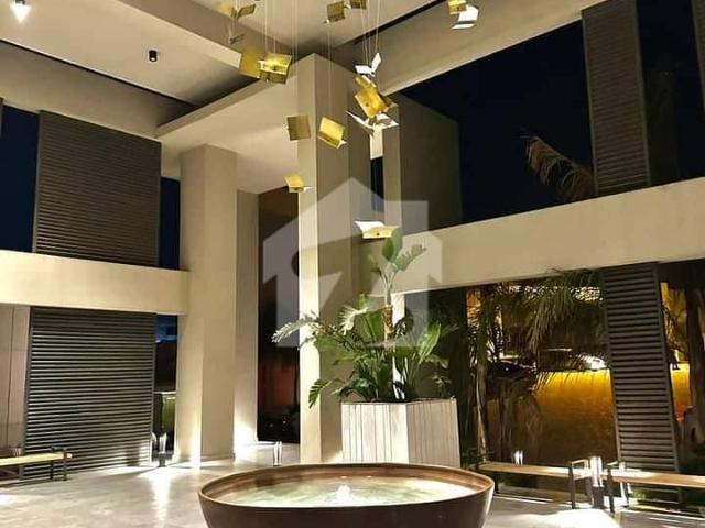 Luxury 2 Bedroom Apartment For Sale In Veranda Residence 1,700 Square Feet