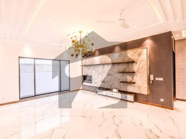Luxury 2 Kanal Ultra Modern House With Lush Green Lawn For Sale DHA Phase 7