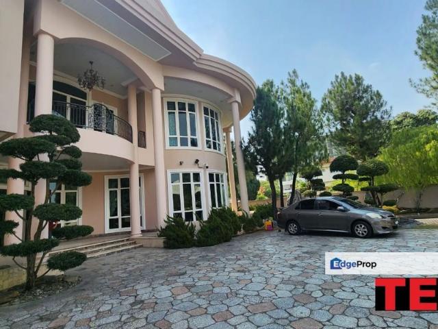 # Luxury 2 STOREY BUNGALOW in KAMPAR ROAD *Bedrooms*: 8 *Bathrooms*: 8 FOR SALE