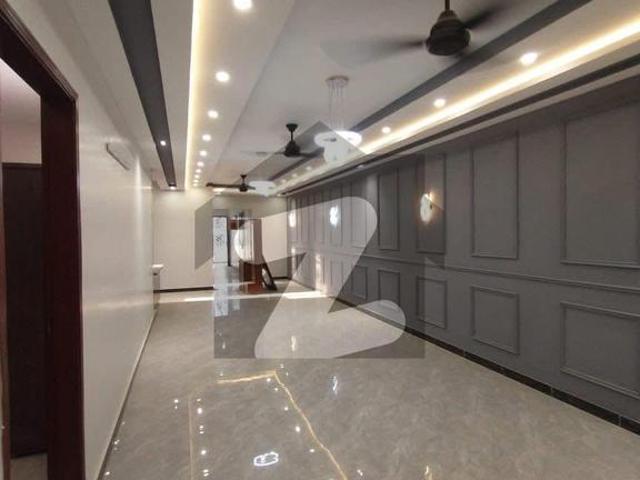 Luxury 4 Bed Dd Available For Rent On Main Shaheed E Millat Road Shaheed Millat Road