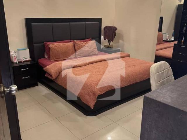 Luxury 4 Bed DD Flat for Sale on Main Shaheed e Millat Road | High Floor | West & East Open