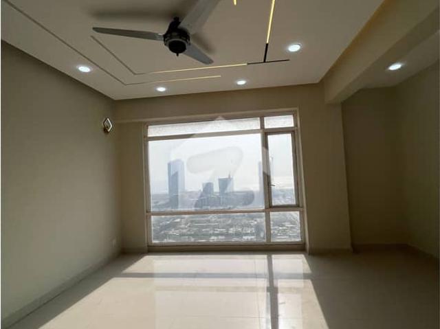 Luxury 4 Bed Sea Facing Duplex For Sale