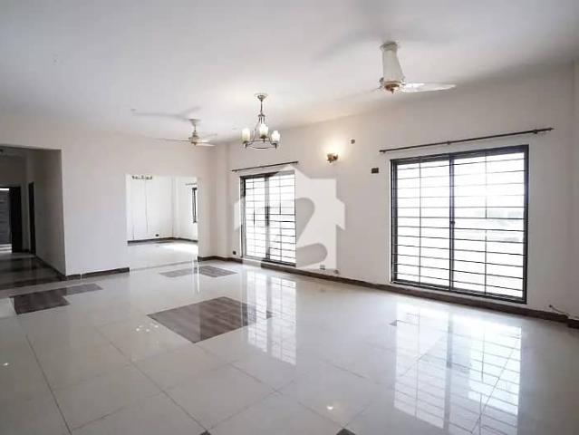 Luxury 4 Bedroom Apartment For Sale Askari Tower 2, DHA Phase 2, Islamabad
