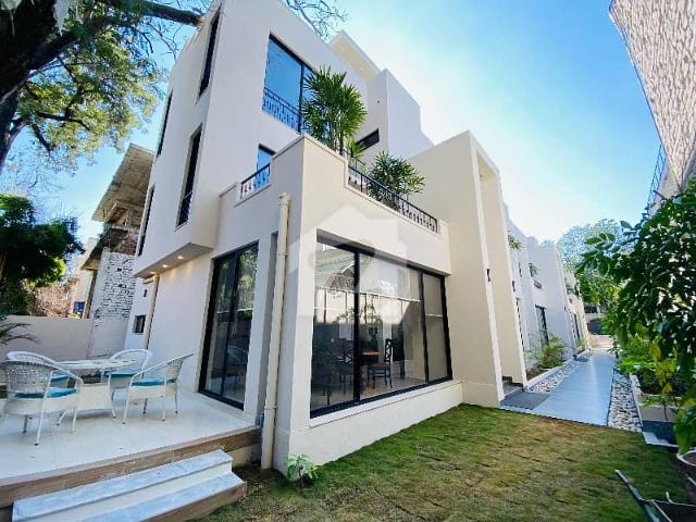 Luxury 4 Bedroom Fully Furnished House For Rent F7, Islamabad