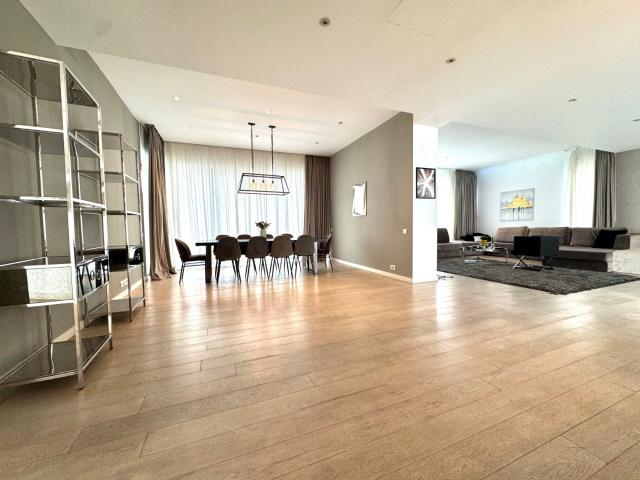 luxury 4 room apartment, herastrau area
