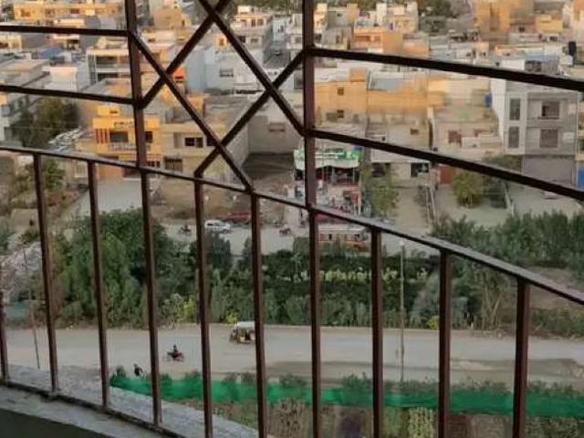 Luxury 4 Rooms flat for Sale Karachi Ahsanabad ID 14266