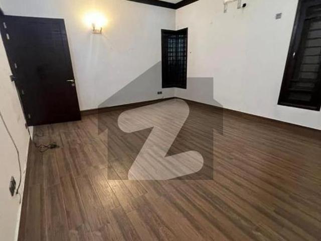 Luxury 500 sq yard bungalow for rent in dha phase 5, karachi dha phase 5