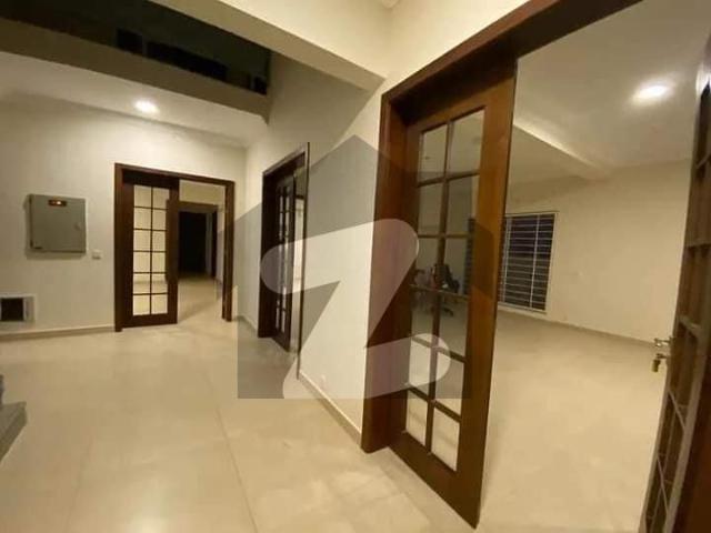 Luxury 500 Square Yard Corner Villa For Rent In Bahria Paradise Precinct 51