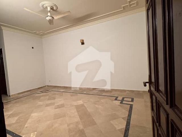 Luxury 500 sqyrd house for rent in f11, ideal for families